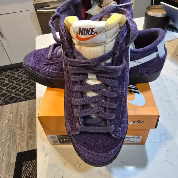 Nike Blazer Low '77 Vintage "Dark Raisin/Off Noir" FQ8060-500 Mens 10 Wms 11.5 - Picture 3 of 14